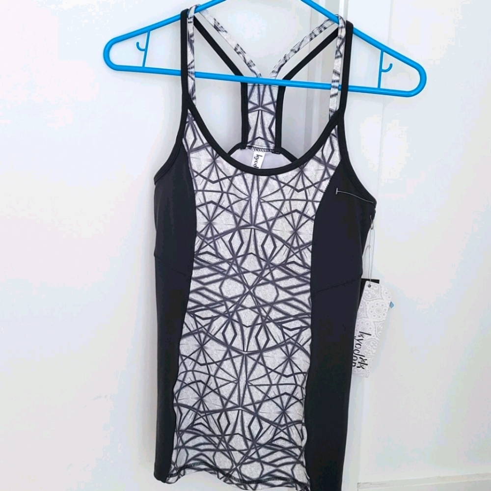 Gym workout athletic top